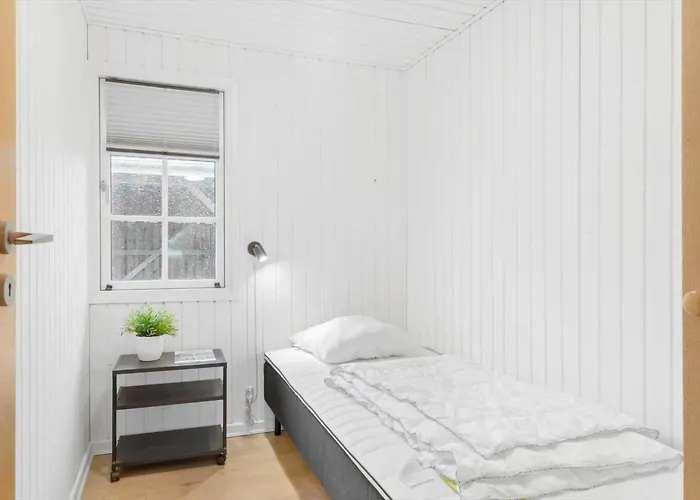 Lk2003-lokken-karinavej-76 *