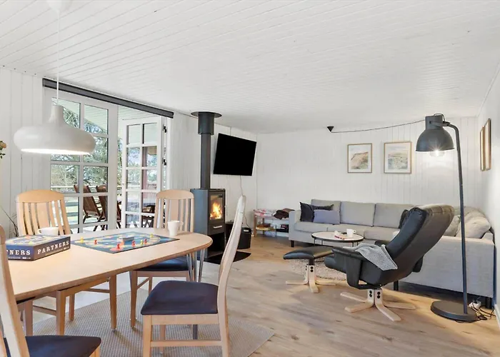 Lk2003-lokken-karinavej-76 * Løkken